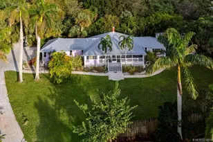 535 SW Siesta Way, Stuart, FL 34994 - Photo 2