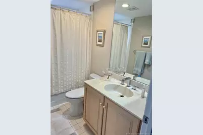 579 NE Plantation Road #301-N, Stuart, FL 34996 - Photo 14