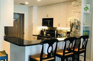 431 NE Plantation Rd, Stuart, FL 34996 - Photo 4