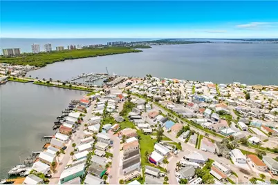 691 Nettles Boulevard, Jensen Beach, FL 34957 - Photo 26