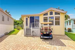 691 Nettles Blvd, Jensen Beach, FL 34957 - Photo 32