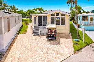 691 Nettles Blvd, Jensen Beach, FL 34957 - Photo 30