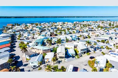 980 Nettles Boulevard, Jensen Beach, FL 34957 - Photo 18