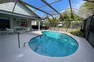 4060 NE Breakwater Dr, Jensen Beach, FL 34957 - Photo 2