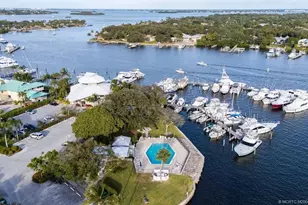 3901 SE St Lucie Blvd, Stuart, FL 34997 - Photo 32