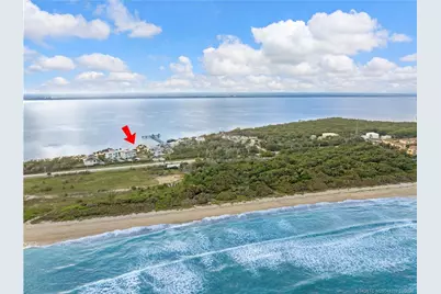 7671 Pelican Pointe Drive, Jensen Beach, FL 34957 - Photo 8