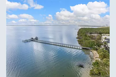 7671 Pelican Pointe Drive, Jensen Beach, FL 34957 - Photo 4