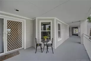 185 NE Edgewater Dr, Stuart, FL 34996 - Photo 2