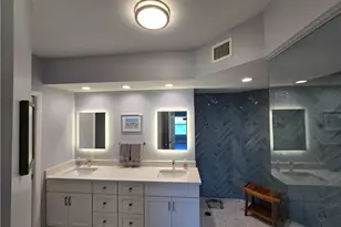 185 NE Edgewater Dr, Stuart, FL 34996 - Photo 22