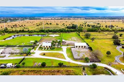 7625 Polo Square Square, Vero Beach, FL 32968 - Photo 22