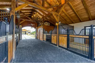 7625 Polo Square Square, Vero Beach, FL 32968 - Photo 6