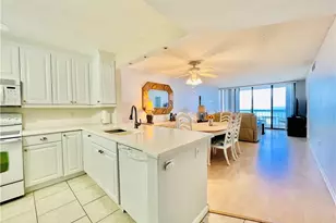 9940 S Ocean Dr, Jensen Beach, FL 34957 - Photo 4