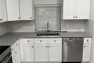 160 SE Lakehurst Dr, Port Saint Lucie, FL 34983 - Photo 16