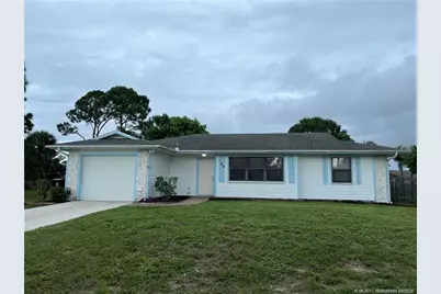 160 SE Lakehurst Drive, Port Saint Lucie, FL 34983 - Photo 2