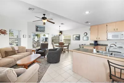 29 Nettles Boulevard, Jensen Beach, FL 34957 - Photo 8