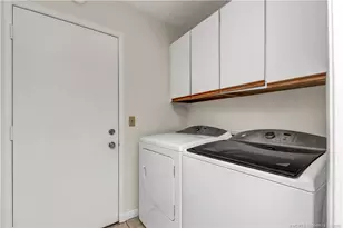 2102 NW Greenbriar Ln, Palm City, FL 34990 - Photo 18