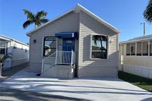 286 Nettles Blvd, Jensen Beach, FL 34957 - Photo 2