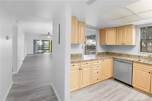 31 SW South River Dr, Stuart, FL 34997 - Photo 4