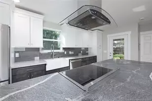 1036 NE Wright Ave, Jensen Beach, FL 34957 - Photo 16