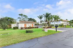 2950 SE Ocean Blvd, Stuart, FL 34996 - Photo 22