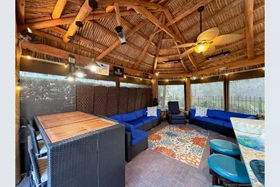 184 NW Hazard Way, Port Saint Lucie, FL 34986 - Photo 8