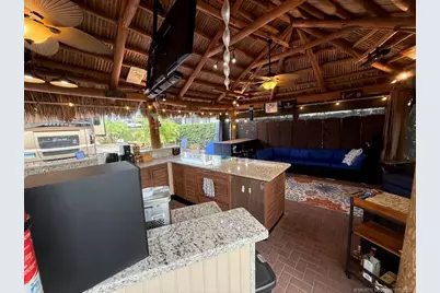 184 NW Hazard Way, Port Saint Lucie, FL 34986 - Photo 2