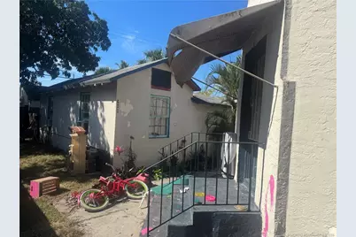 620 46th Street, West Palm Beach, FL 33407 - Photo 4
