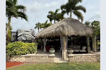 418 NW Chipshot Lane, Port Saint Lucie, FL 34986 - Photo 8