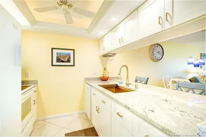 40 NE Plantation Road #311, Stuart, FL 34996 - Photo 6