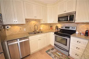 5678 SE Riverboat Dr, Stuart, FL 34997 - Photo 4