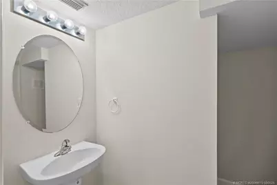 10472 SW Ashlyn Way, Port Saint Lucie, FL 34987 - Photo 12