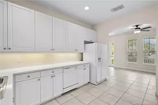 10472 SW Ashlyn Way, Port Saint Lucie, FL 34987 - Photo 6