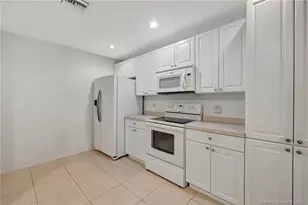 1804 E Sanderling Ln, Fort Pierce, FL 34982 - Photo 10