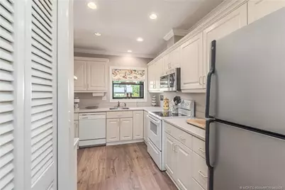 3901 SE Saint Lucie Boulevard #34, Stuart, FL 34997 - Photo 10