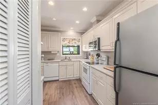 3901 SE St Lucie Blvd, Stuart, FL 34997 - Photo 10