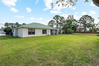 5940 NW Brenda Circle, Port Saint Lucie, FL 34986 - Photo 34