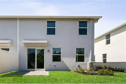 162 W Osprey Preserve Boulevard, Jensen Beach, FL 34957 - Photo 2