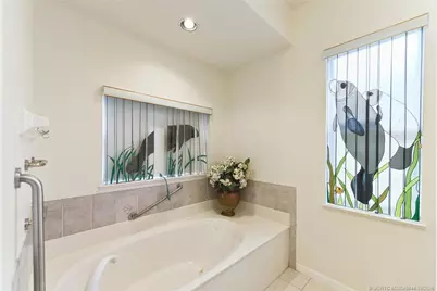 710 SE Essex Drive, Port Saint Lucie, FL 34984 - Photo 10