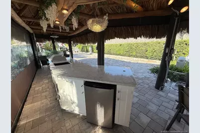 324 NW Chipshot Lane, Port Saint Lucie, FL 34986 - Photo 4