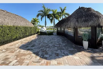 324 NW Chipshot Lane, Port Saint Lucie, FL 34986 - Photo 22