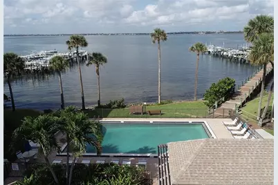 4490 NE Sandpebble Trace #302, Stuart, FL 34996 - Photo 22