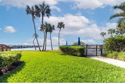 4490 NE Sandpebble Trace #302, Stuart, FL 34996 - Photo 32