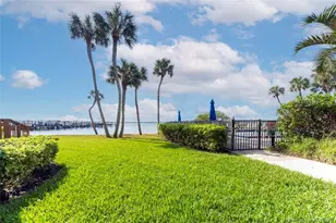 4490 NE Sandpebble Trce, Stuart, FL 34996 - Photo 32