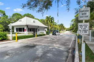 2437 SW Foxpoint Trail, Palm City, FL 34990 - Photo 32