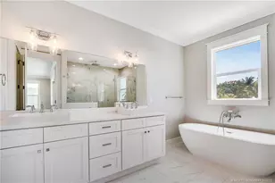 4629 SE Manatee Ln, Stuart, FL 34997 - Photo 12