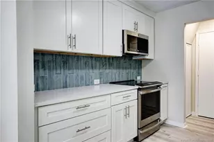 650 NE Wax Myrtle Way, Jensen Beach, FL 34957 - Photo 14