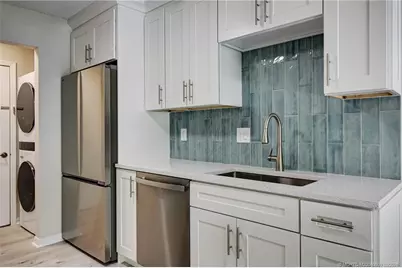 650 NE Wax Myrtle Way, Jensen Beach, FL 34957 - Photo 16