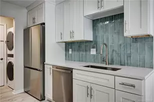 650 NE Wax Myrtle Way, Jensen Beach, FL 34957 - Photo 16