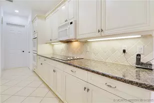 736 SW Pebble Ln, Palm City, FL 34990 - Photo 16