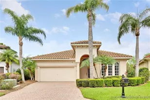 736 SW Pebble Ln, Palm City, FL 34990 - Photo 2